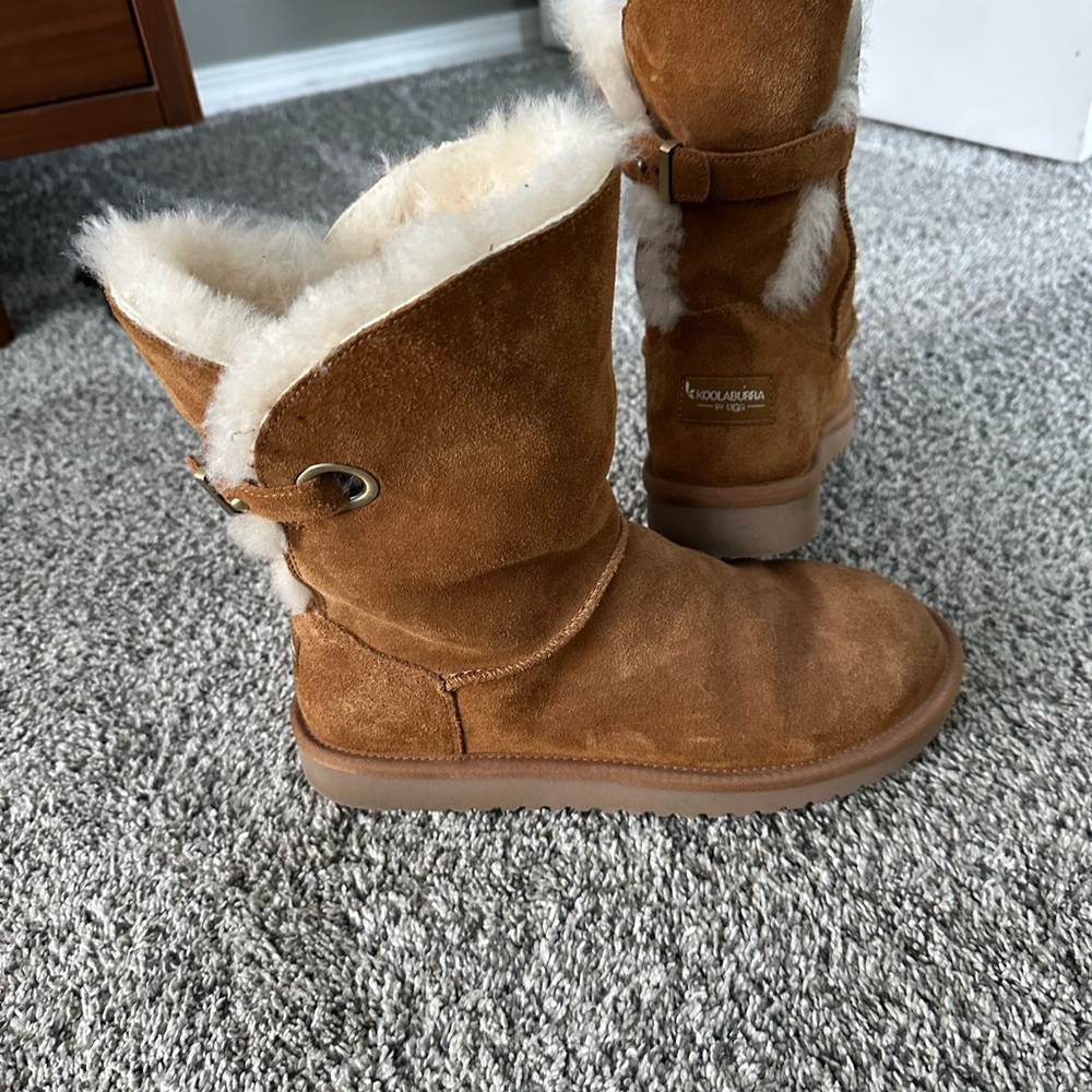 Koolaburra by UGG Brown Suede Boots